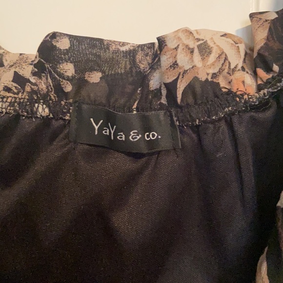 Floral Off the shoulder dress - Picture 5 of 5